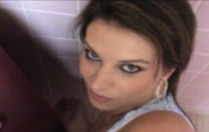 Read more about the article Private sex in the toilet