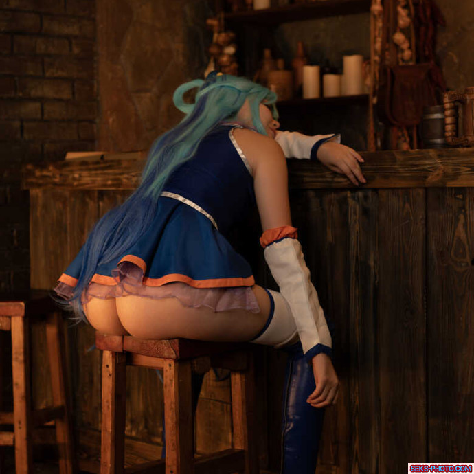 anime-konosuba-aqua-konosuba-cosplay-8589188